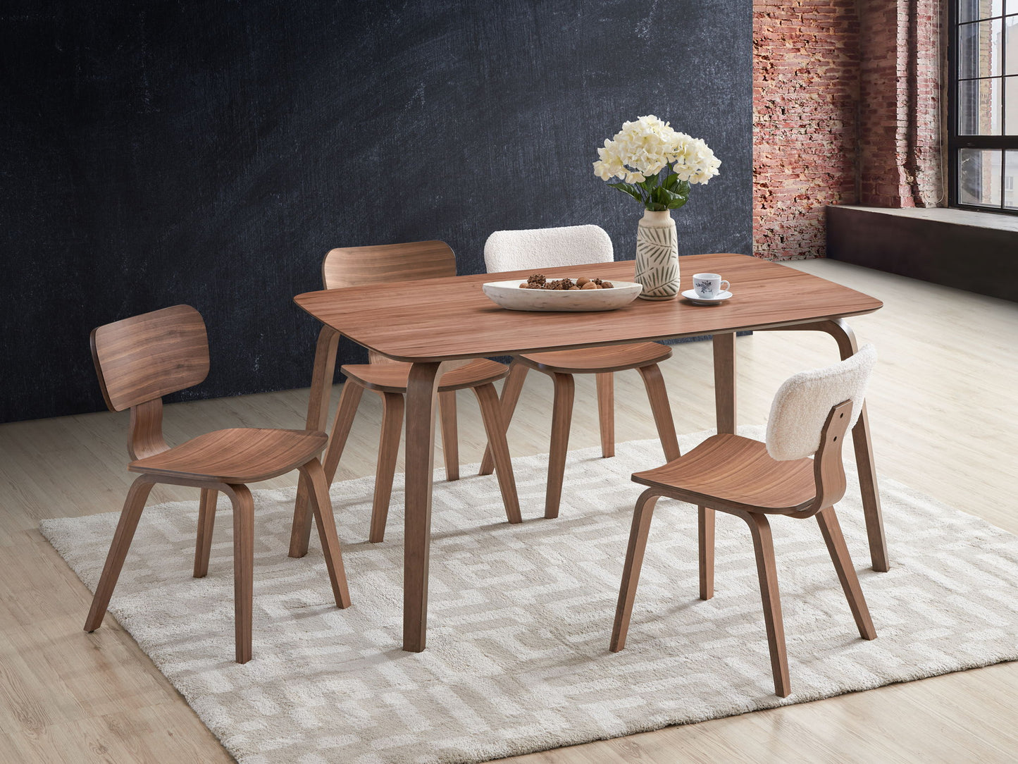 Casson - 5 Piece Dining Room Set - Walnut